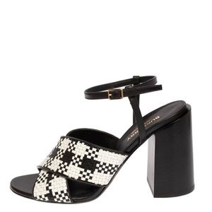 NWT Burberry Sandals Women Block Heels Black White